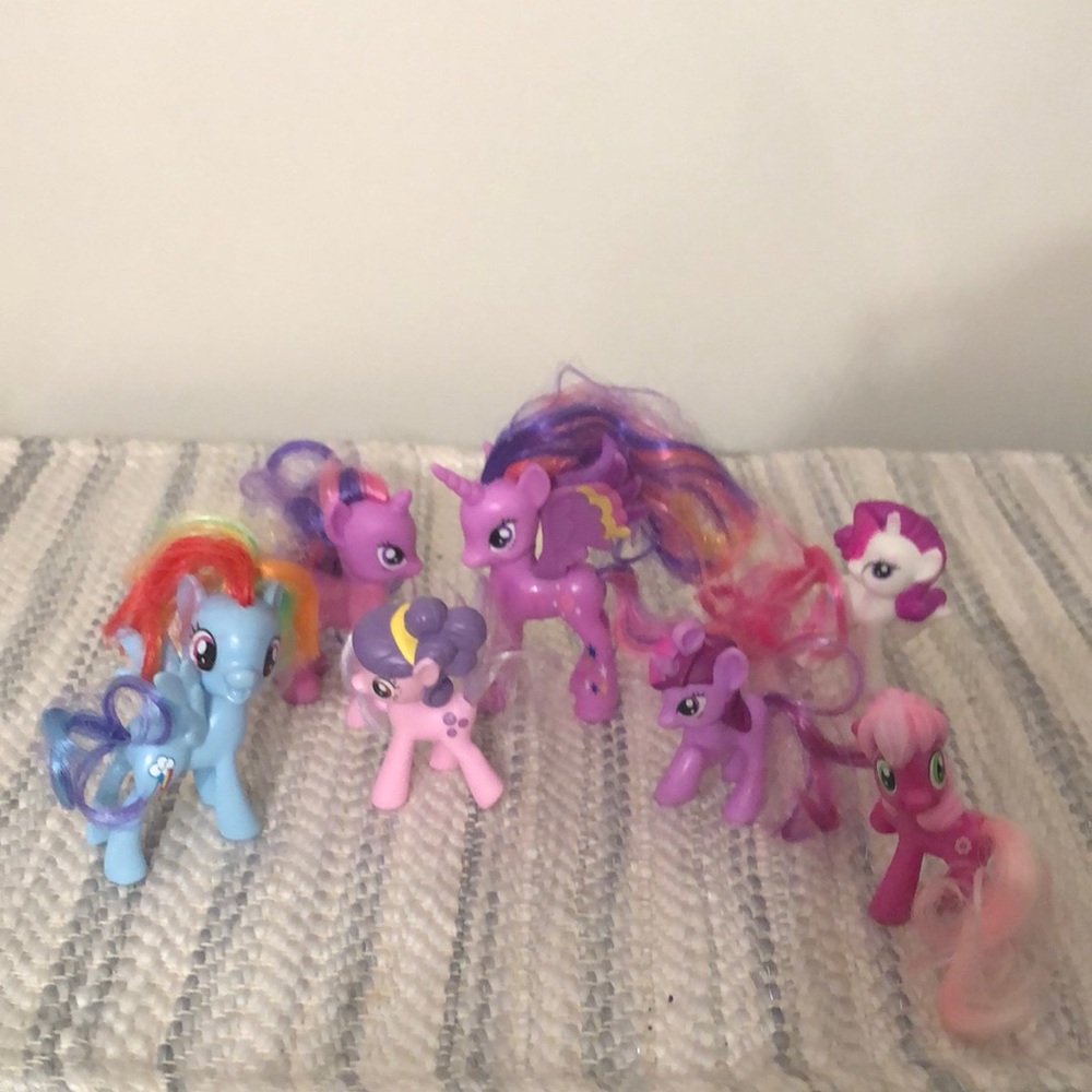 My Little Pony Blue and Purple Doll Set —lot of seven